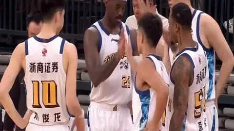 墨尔本荣耀战：主场能否唤回胜利斗志？